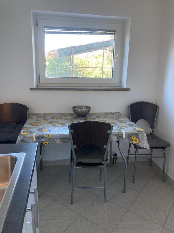 Apartma Mari Appartamento Lucija Esterno foto
